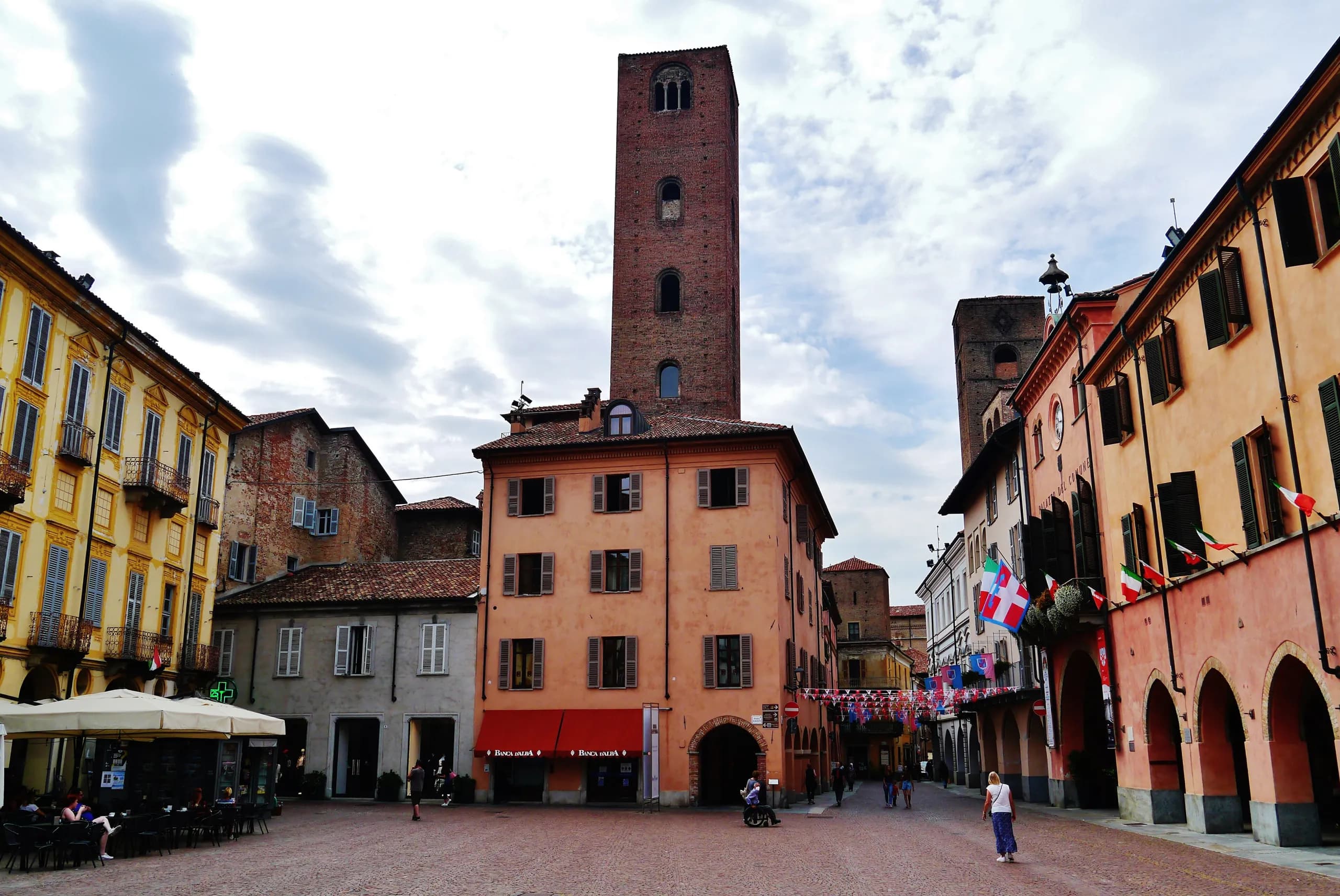 Piazza Duomo and the medieval towers of Alba